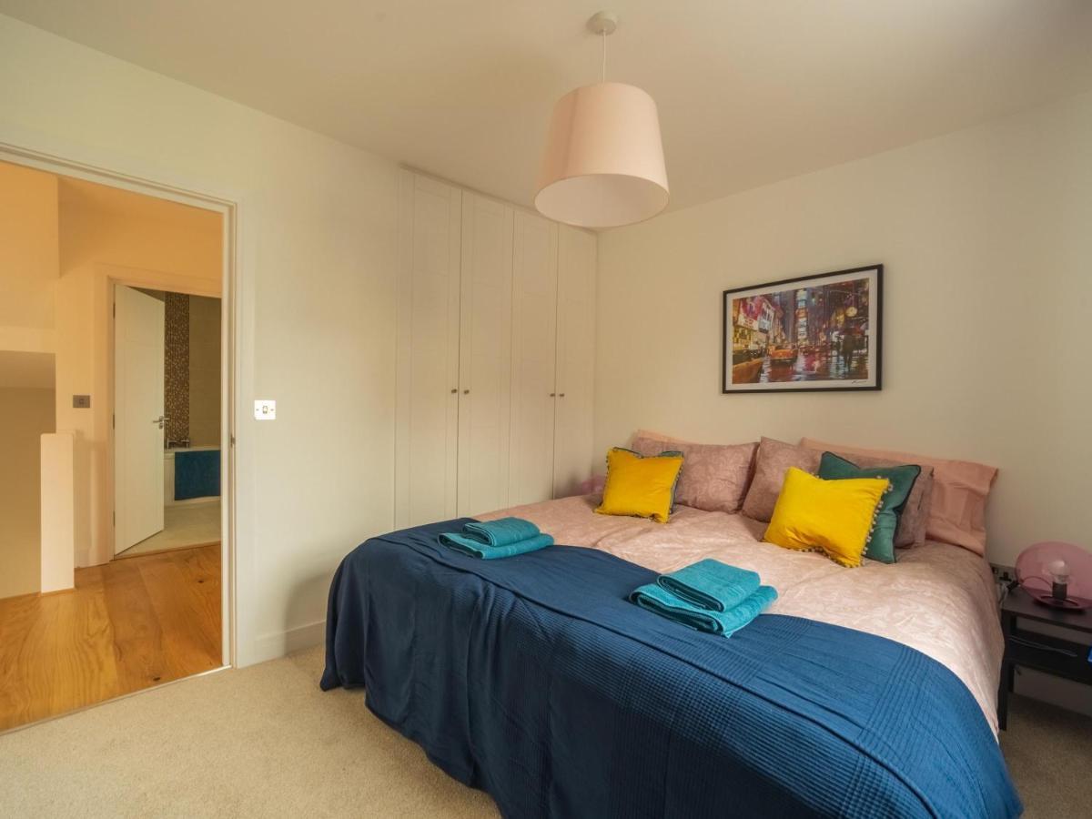 St Johns Road Apartments Perfect Location Watford  Eksteriør bilde