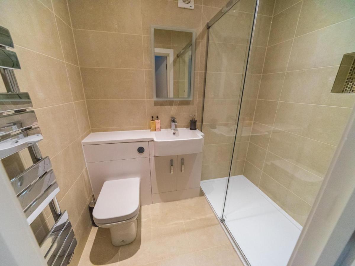 St Johns Road Apartments Perfect Location Watford  Eksteriør bilde